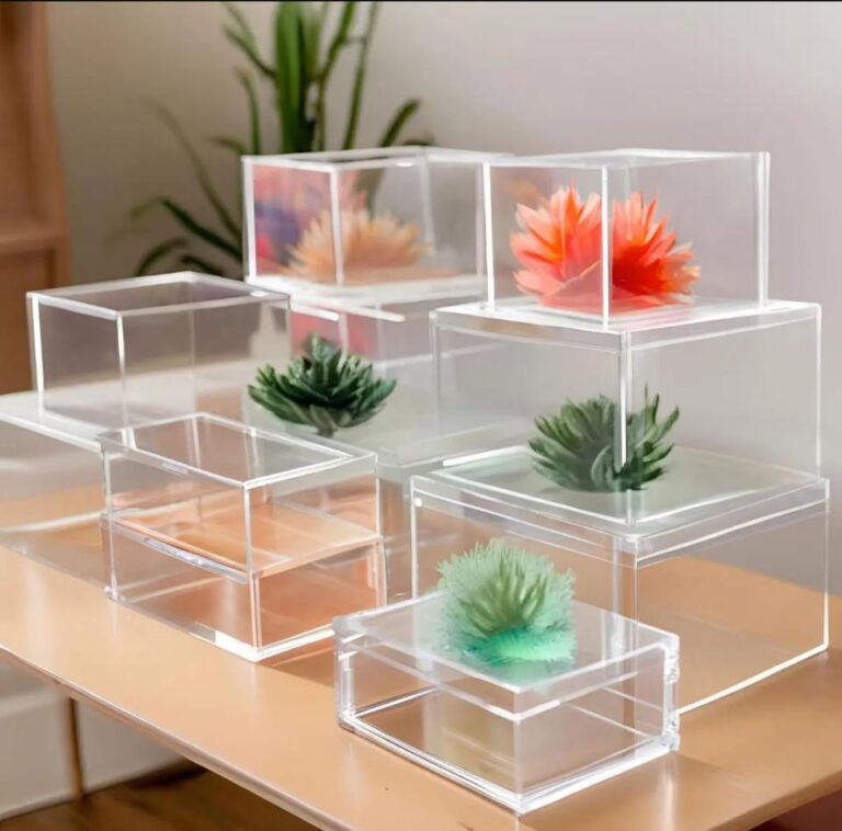 Acrylic Market Banner 768x758